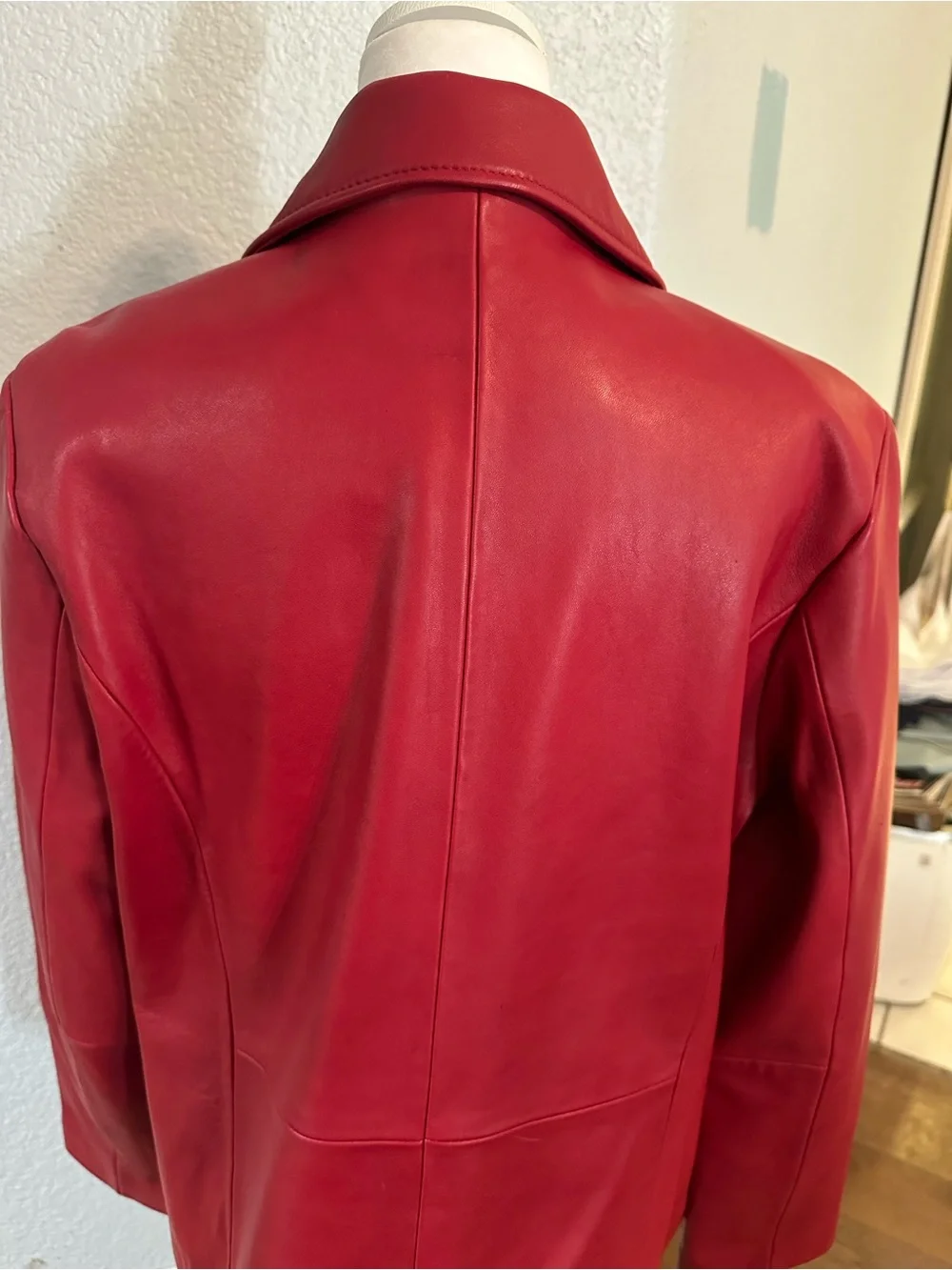 Adler sleek soft